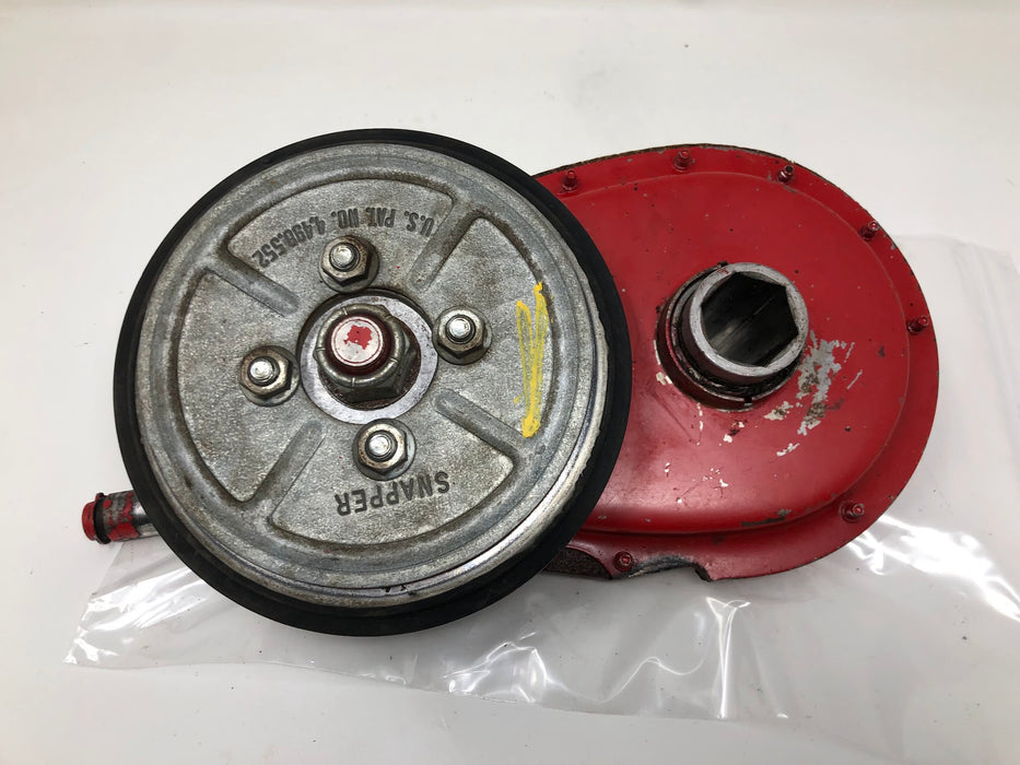 7052160 Snapper Chain Case Assembly