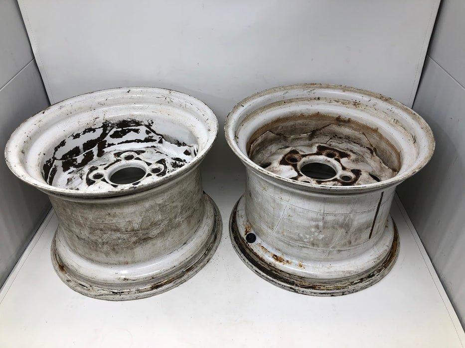 1-633992 2x Toro Rims