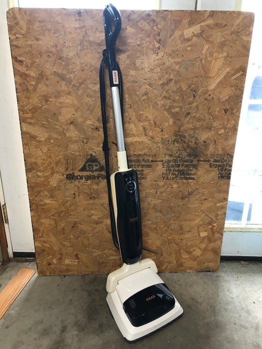 SV-60 Haan Steam Vacuum with Pads