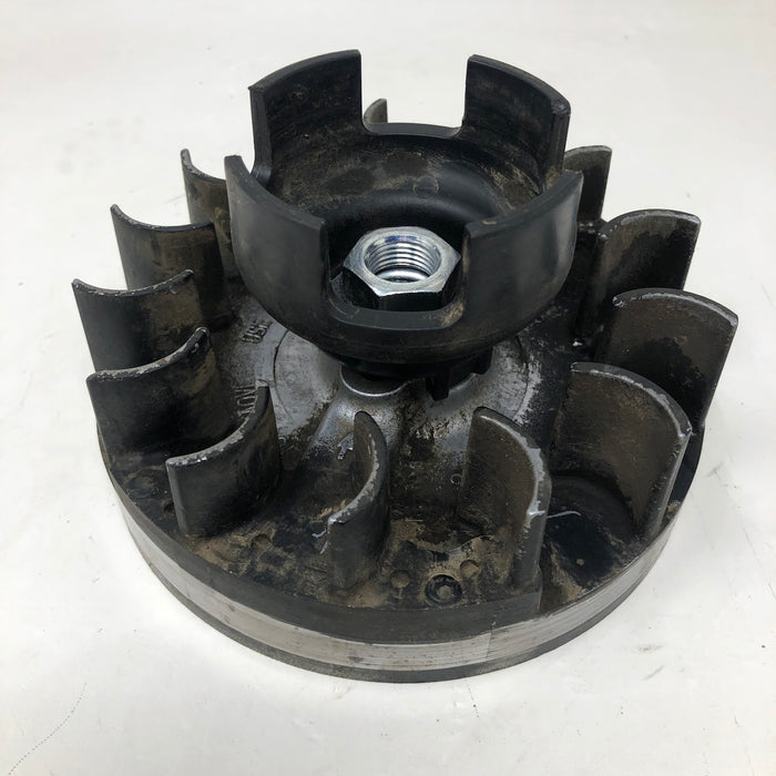 590544 Briggs & Stratton Flywheel + Cup