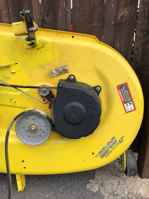 AUC16767 John Deere 42" Riding Mower Deck