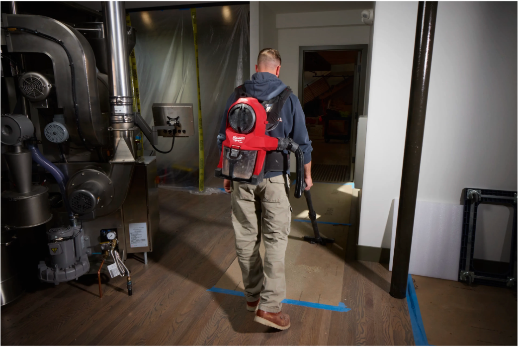 0895-20 Milwaukee M18 FUEL 3-in-1 Backpack Vacuum