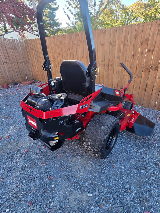 77288 Toro Z-Master 2000 60" Zero Turn Riding Mower w/ 28hp Briggs & Stratton V-Twin Engine (Used)