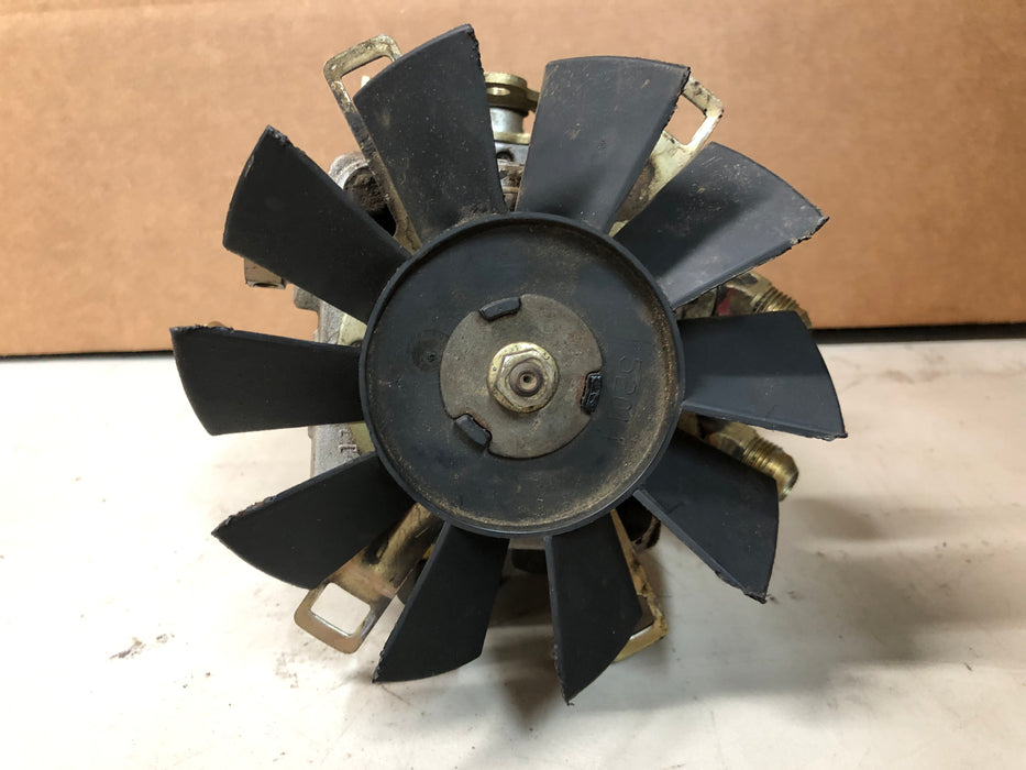 5100671 Simplicity Hydro Gear Pump RH from Simplicity Citation 52" Zero-Turn Mower 5900522