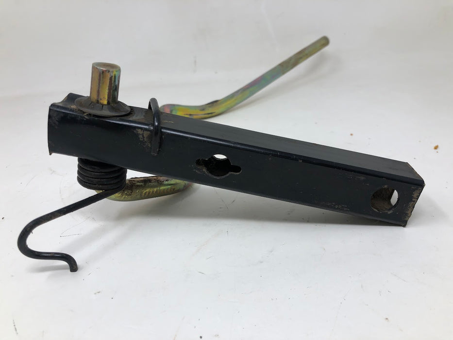 GX22442 John Deere Deck Lift Handle & Structural Tube