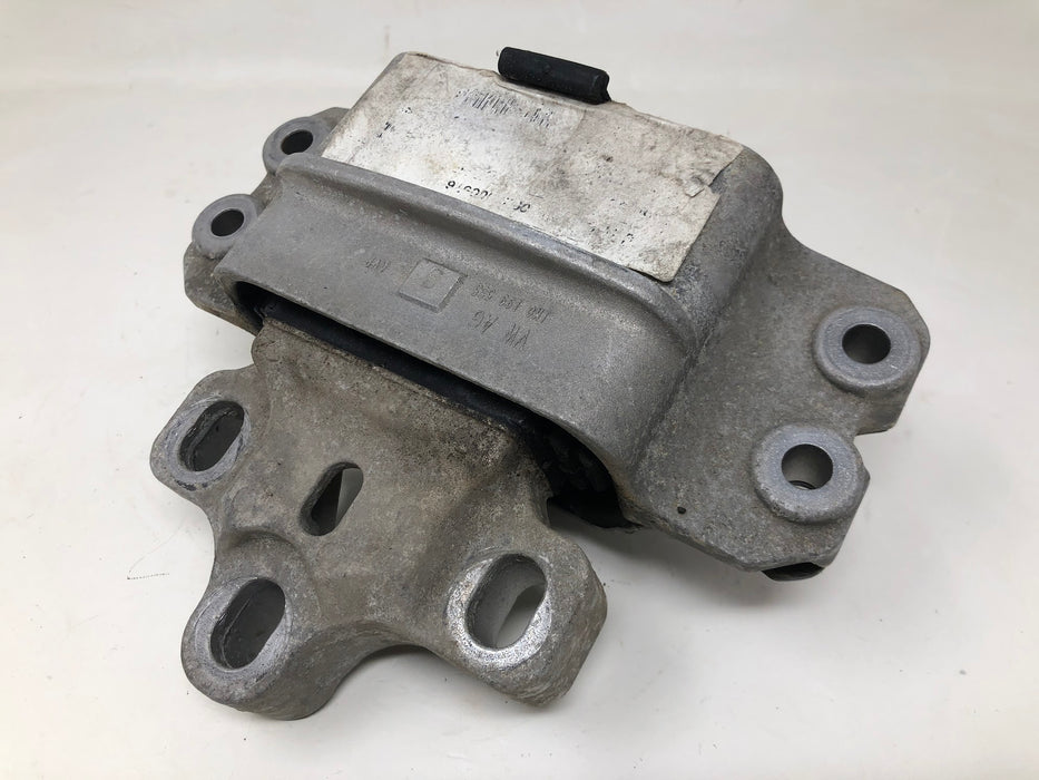 2010 VW EOS 2.0 TSI Parts Lot