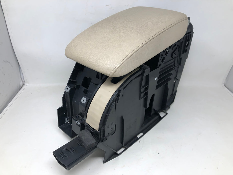 2010 VW EOS 2.0 TSI Parts Lot