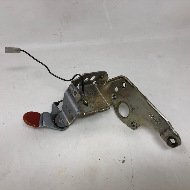 93080100 Briggs & Stratton Control Bracket