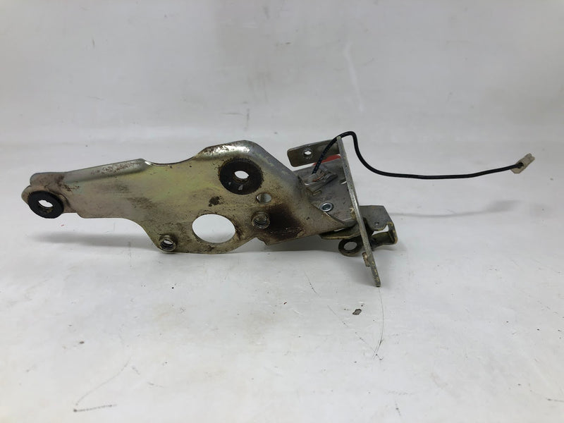 93080100 Briggs & Stratton Control Bracket