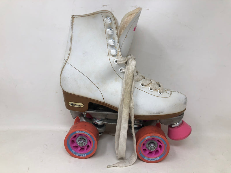 8601S Chicago Women's White Classic Roller Skates - Size 5