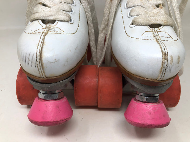 8601S Chicago Women's White Classic Roller Skates - Size 5