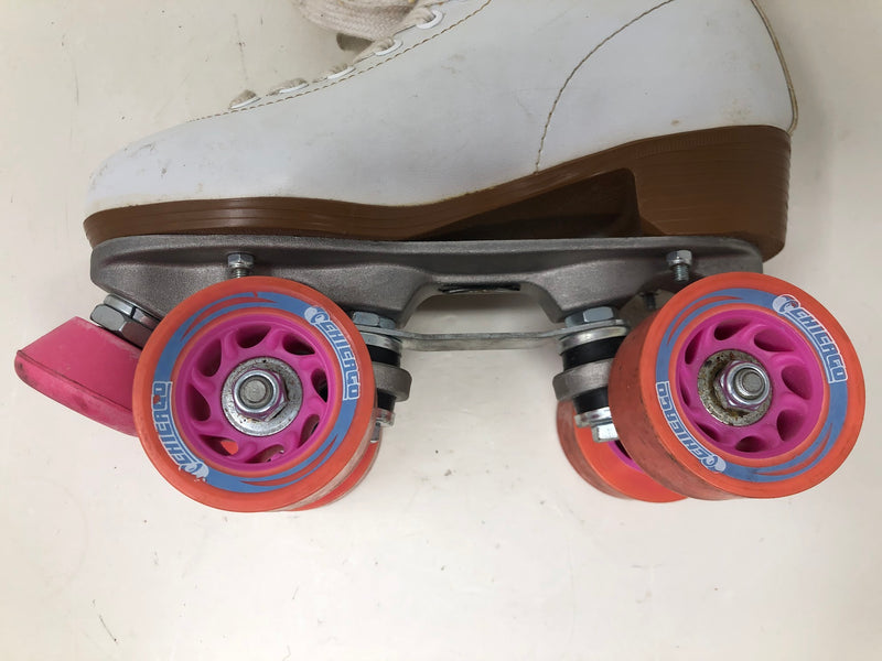 8601S Chicago Women's White Classic Roller Skates - Size 5