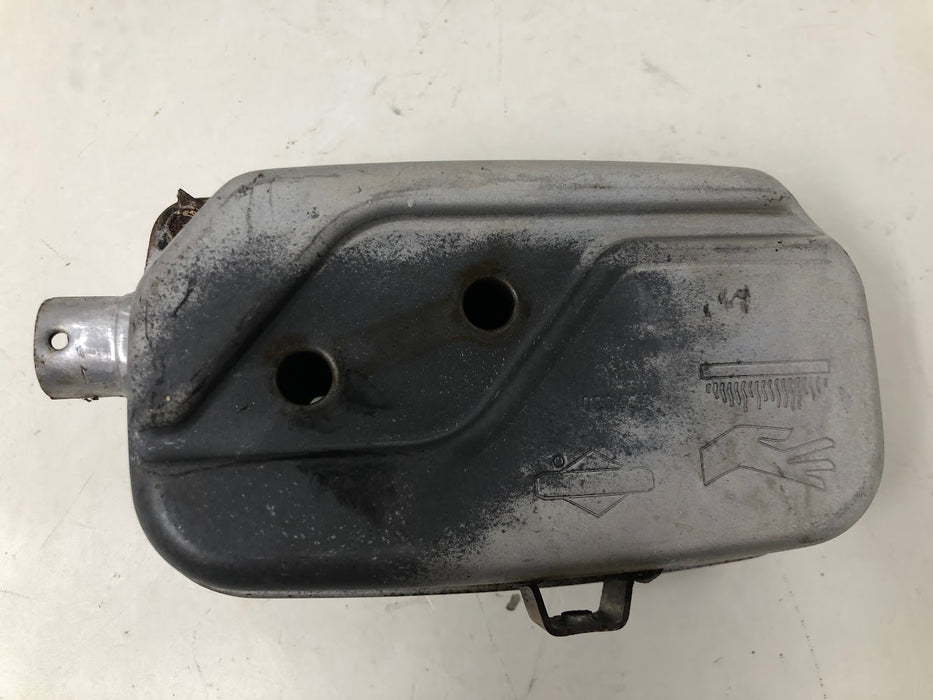 798940 Briggs & Stratton Muffler.