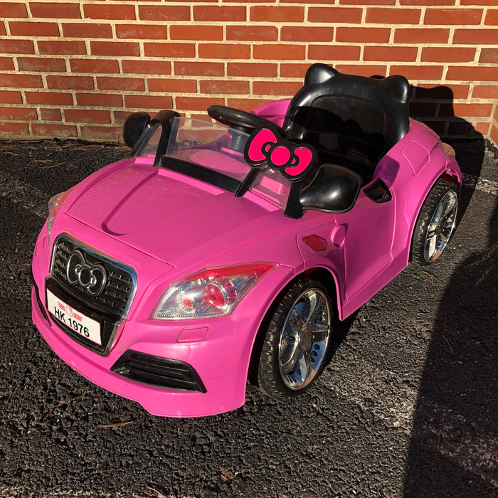 8802-73 Hello Kitty 6V Sports Car