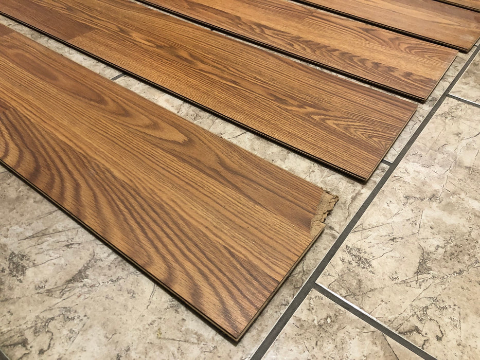 Lof of Wood Grain Laminate Flooring (x8)