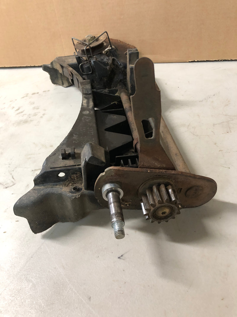 918-048816 Troy Bilt Transmission Assembly & Lower Tray