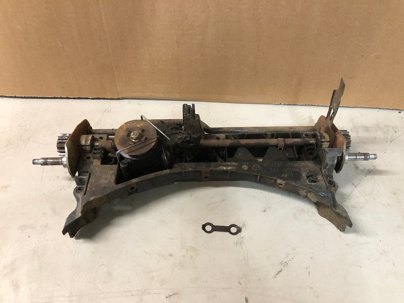 918-048816 Troy Bilt Transmission Assembly & Lower Tray