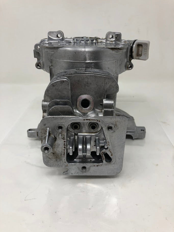 11010-ZM5-020 Honda Crankcase Set