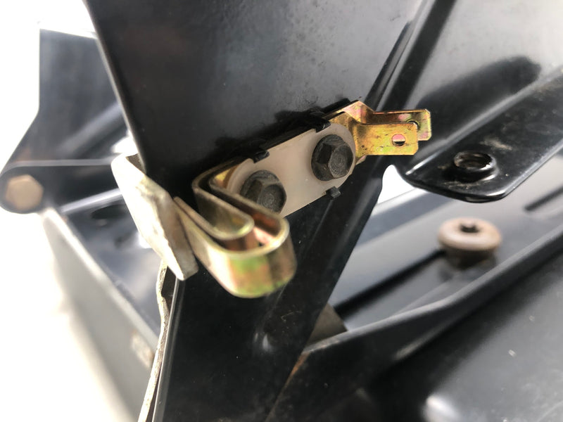 757-04001 MTD Low Back Seat & Bracket