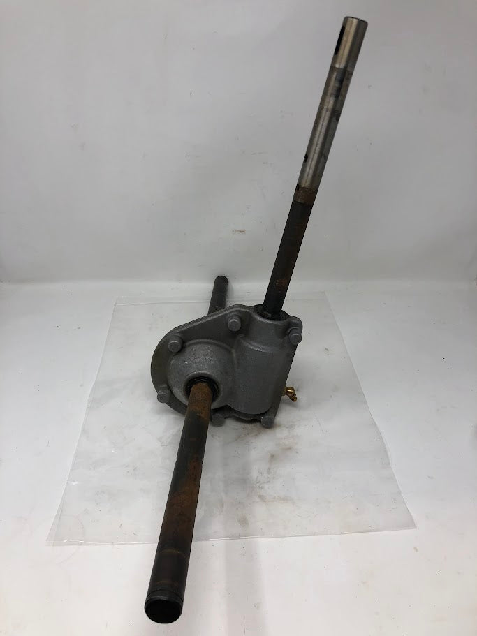 5223100 Worldlawn 22" Gear Case Assembly