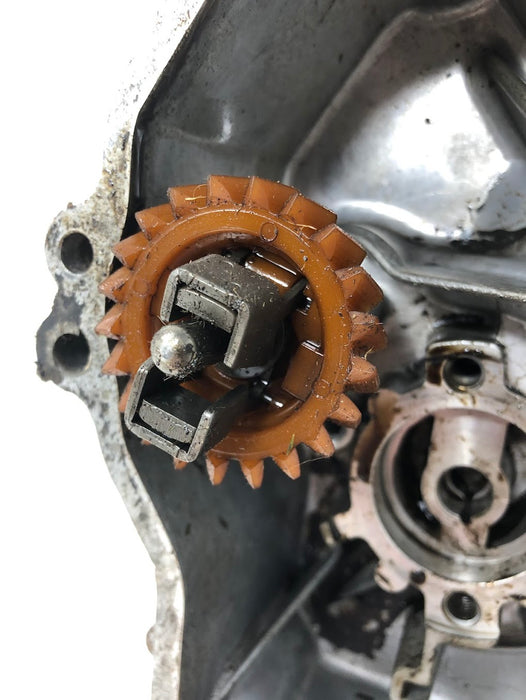 49015-6176 Kawasaki Engine Crankcase Cylinder Block Cover