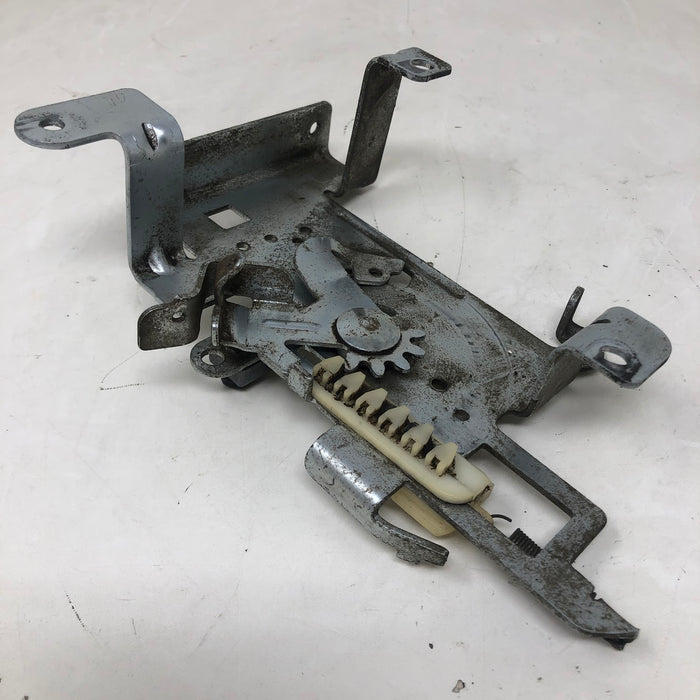 597209 Briggs & Stratton OEM Control Bracket