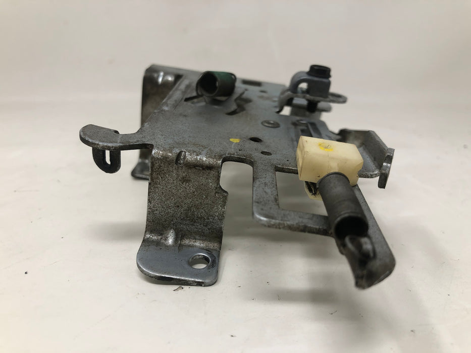 597209 Briggs & Stratton OEM Control Bracket