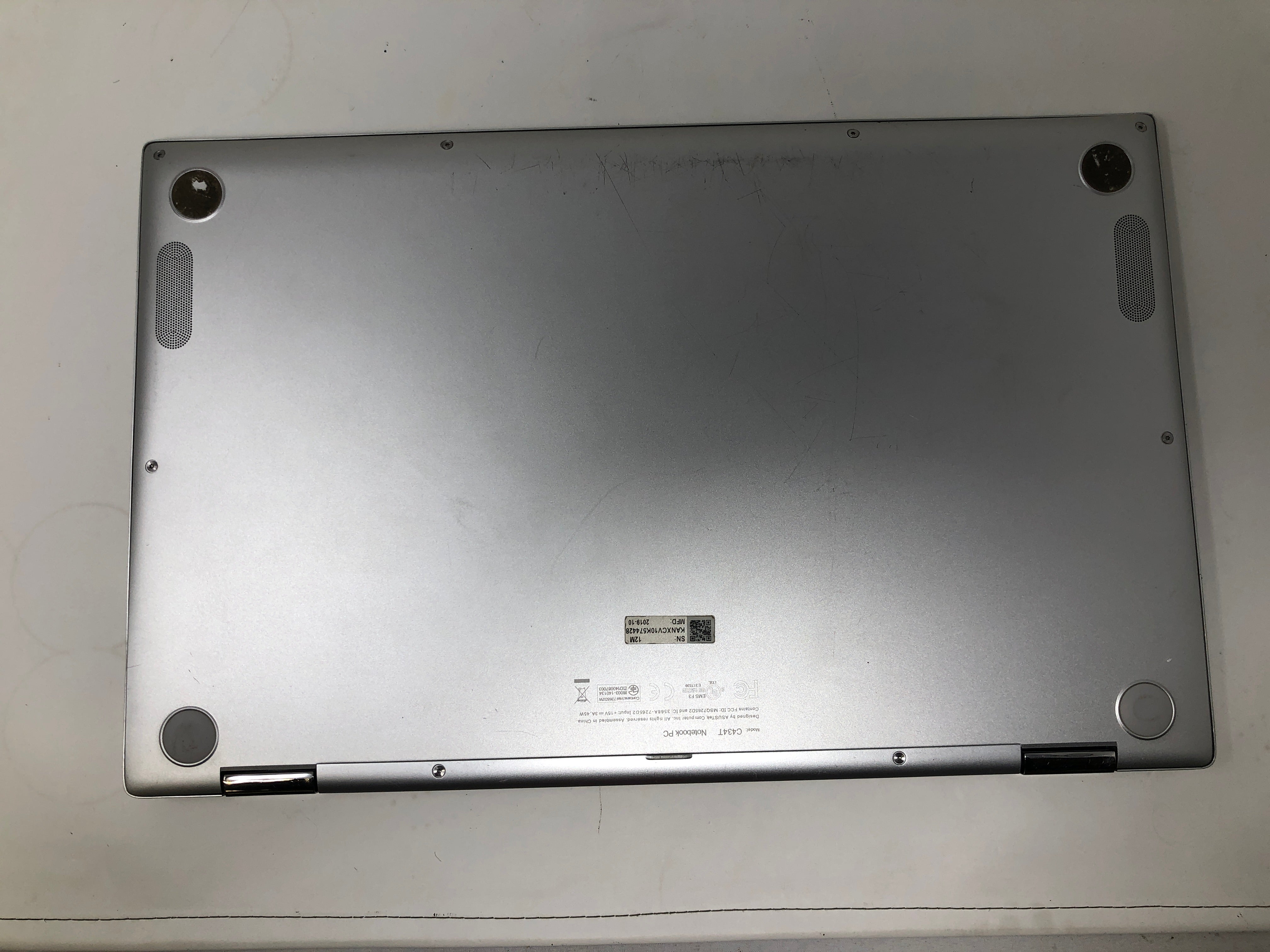 ASUS C434TA Chromebook シルバー Amazon.com: ASUS Chromebook Flip C434 2 in 1 Laptop, 14