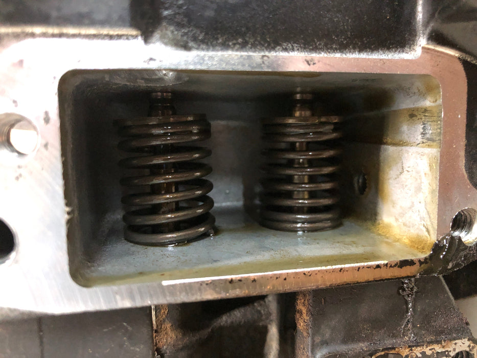 128M02-1612-FI Briggs and Stratton Vertical Engine