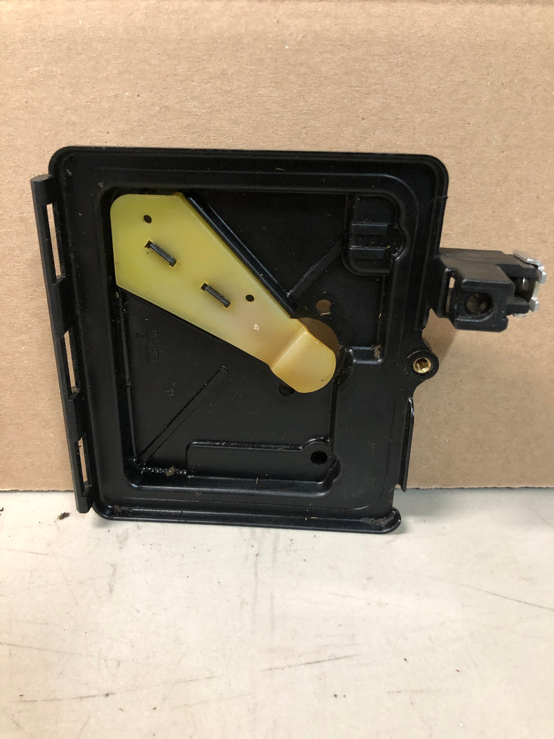 692298 Briggs and Stratton Air Cleaner Cover & Base