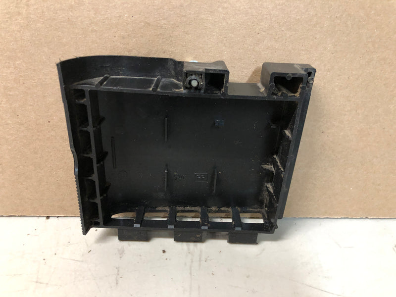 692298 Briggs and Stratton Air Cleaner Cover & Base