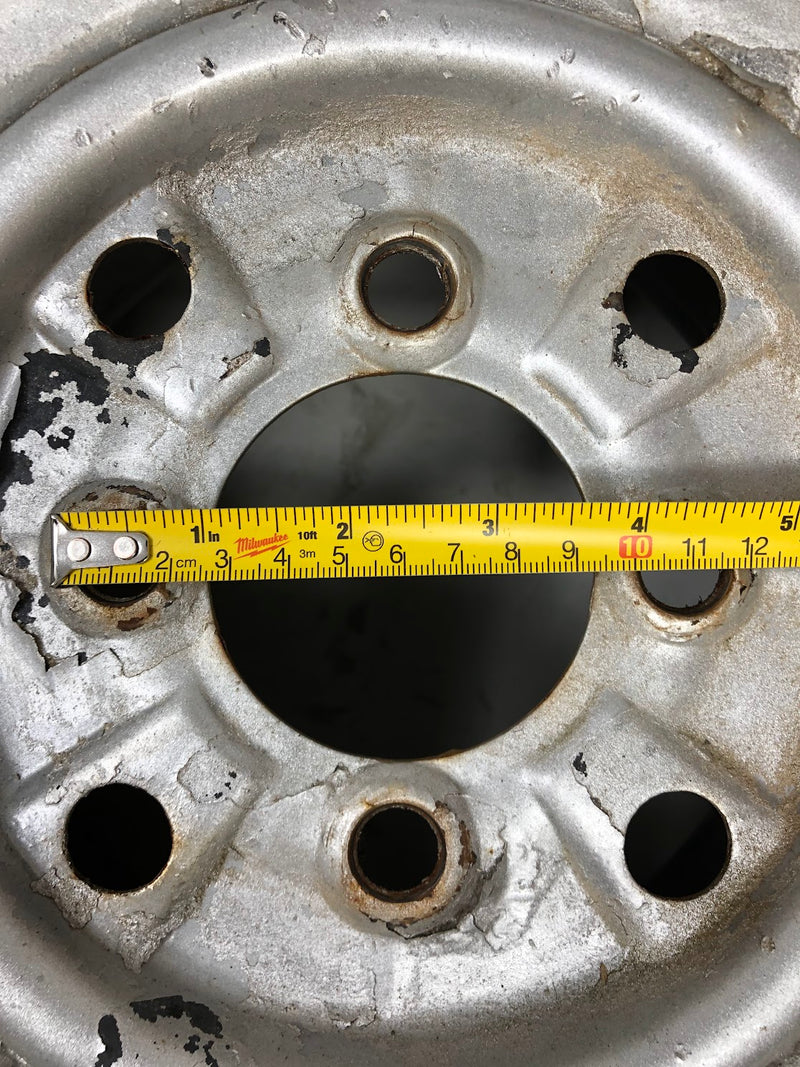 3916 Wheel & Tire Assembly 18X10.5.