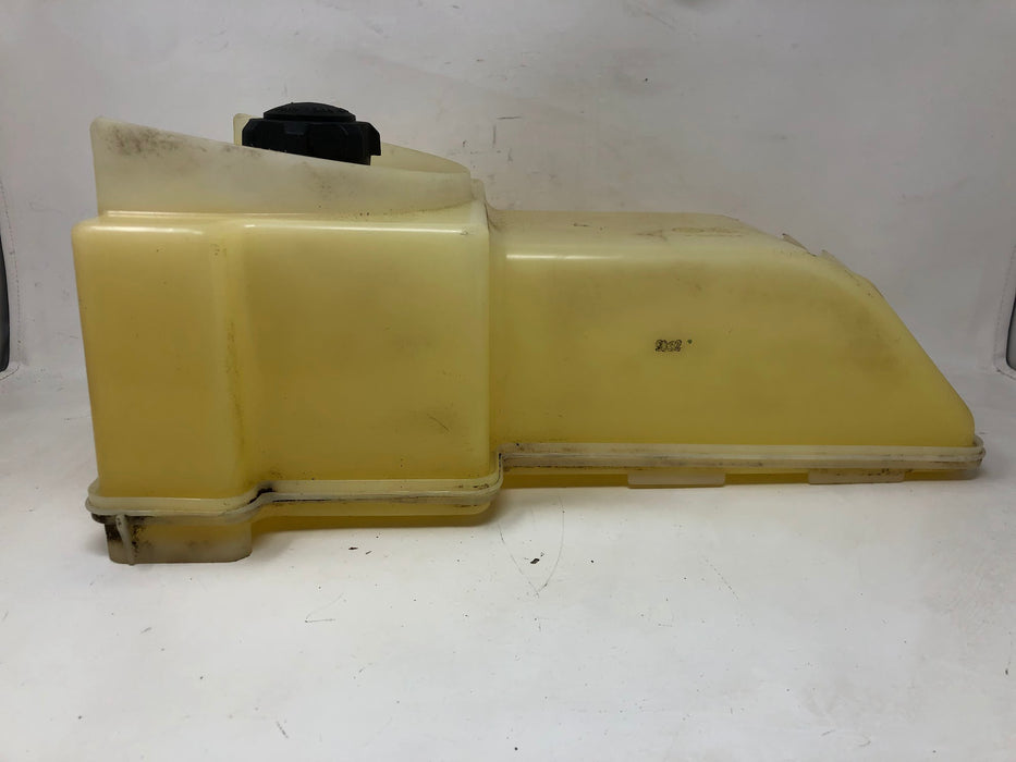 GY21041 John Deere Fuel Tank