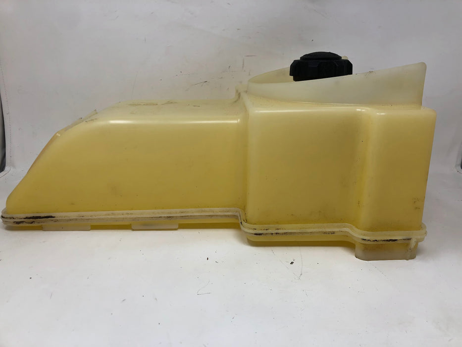 GY21041 John Deere Fuel Tank