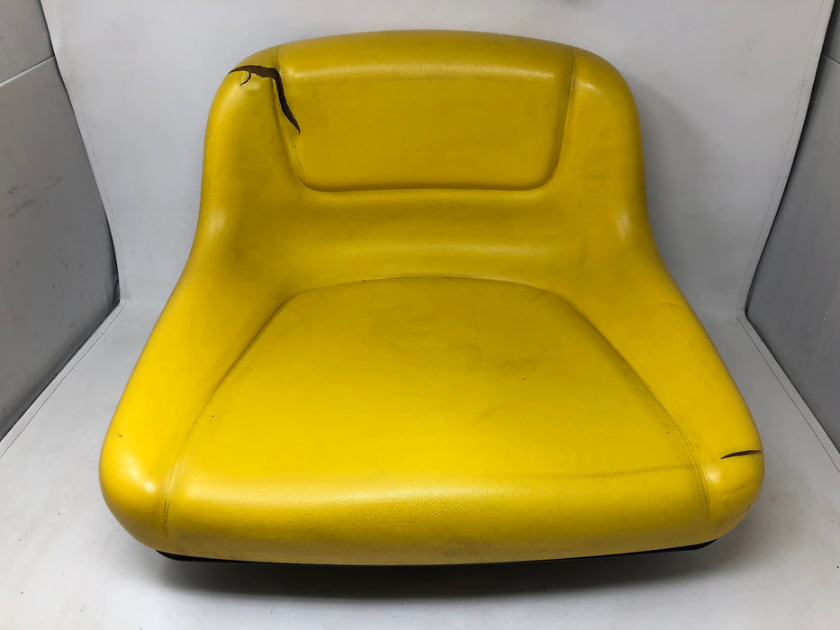 AUC13381 John Deere Seat