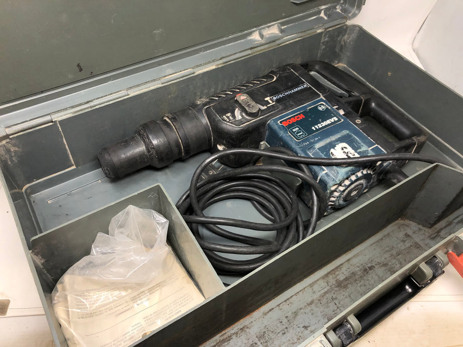 11230EVS Bosch 1 1/2" Hammer Drill & Case (Used)
