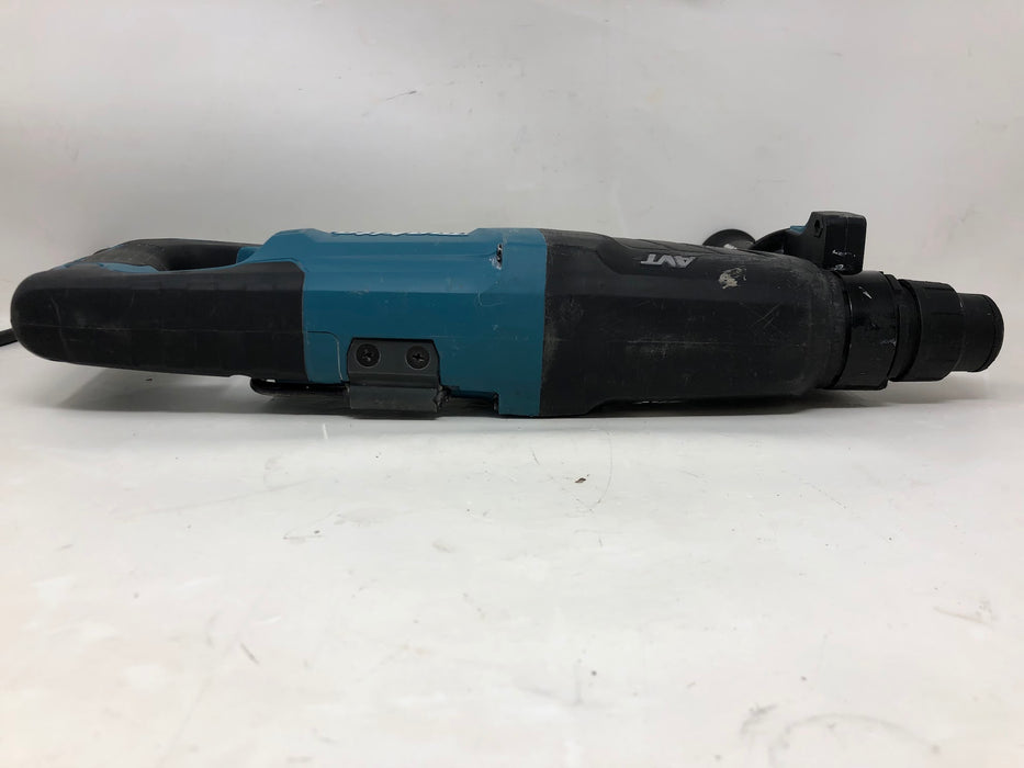 HR2641 Makita 1" AVT Rotary Hammer Drill & Case (Used)