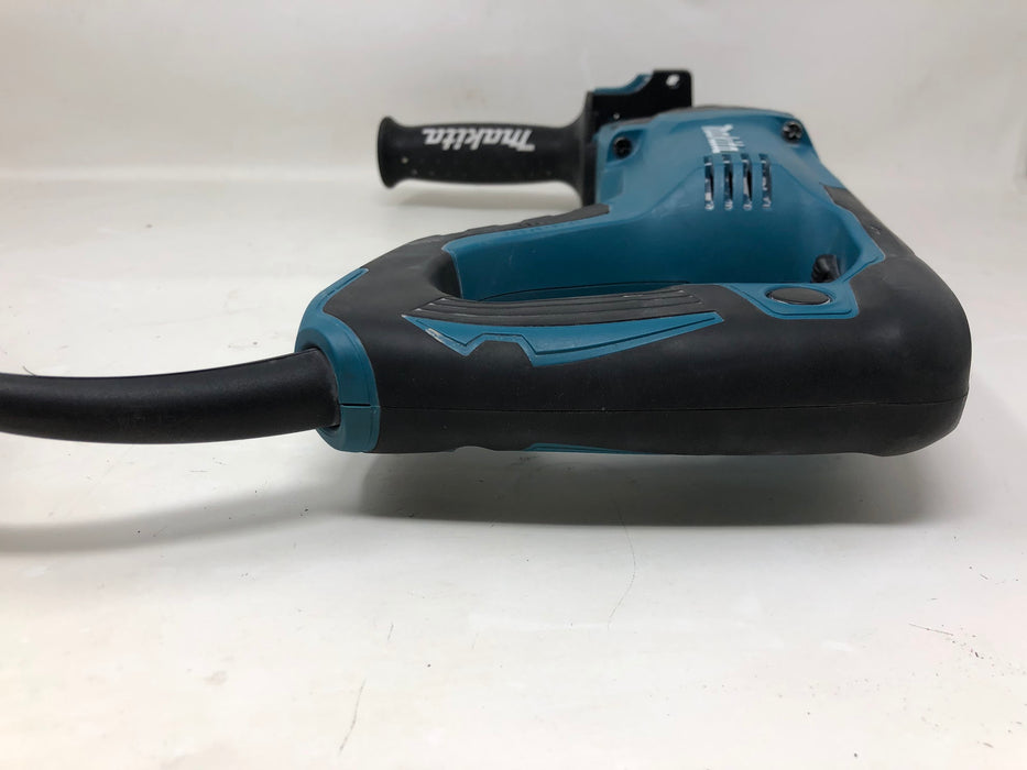 HR2641 Makita 1" AVT Rotary Hammer Drill & Case (Used)