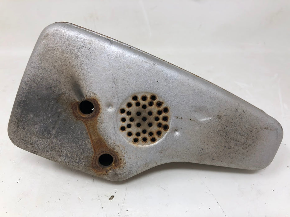 593581 Briggs & Stratton Muffler + Guard