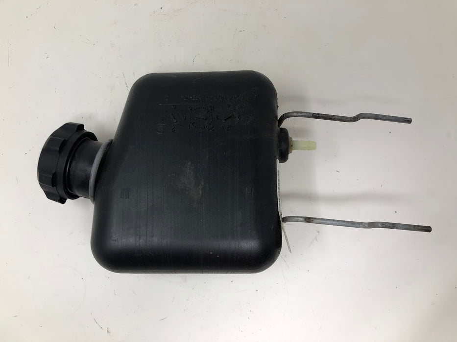 751-10023 MTD Yard Machines 2 Quart Fuel Tank