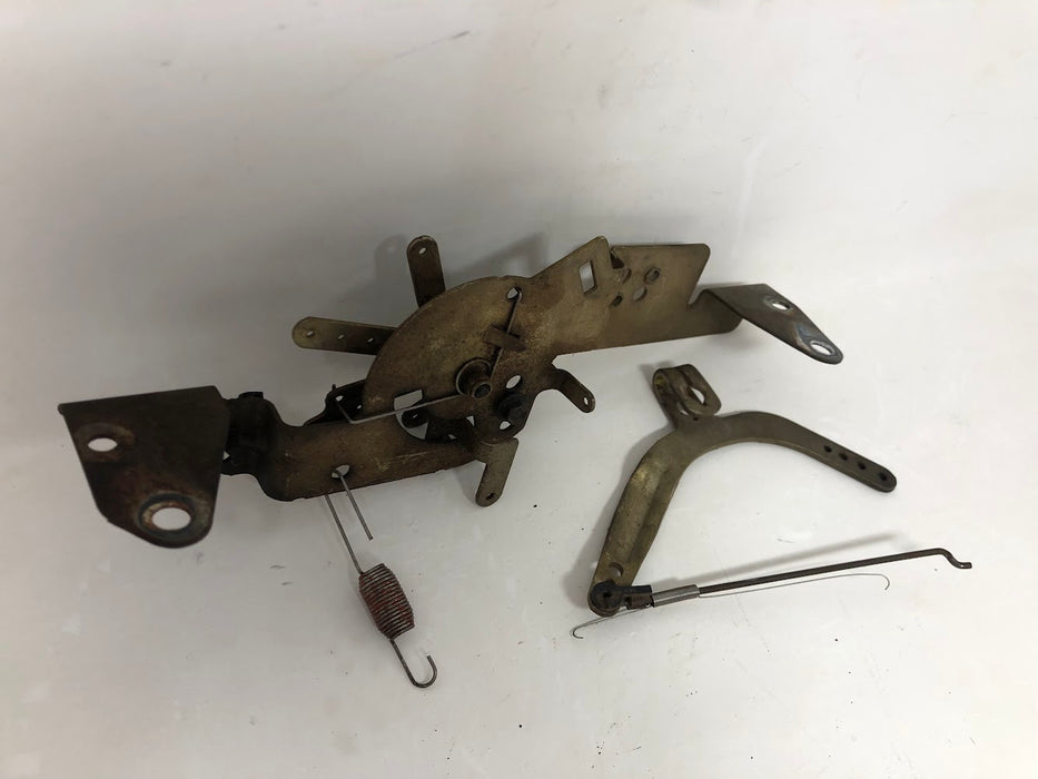 32 126 18-S Kohler Speed Control Bracket Assembly