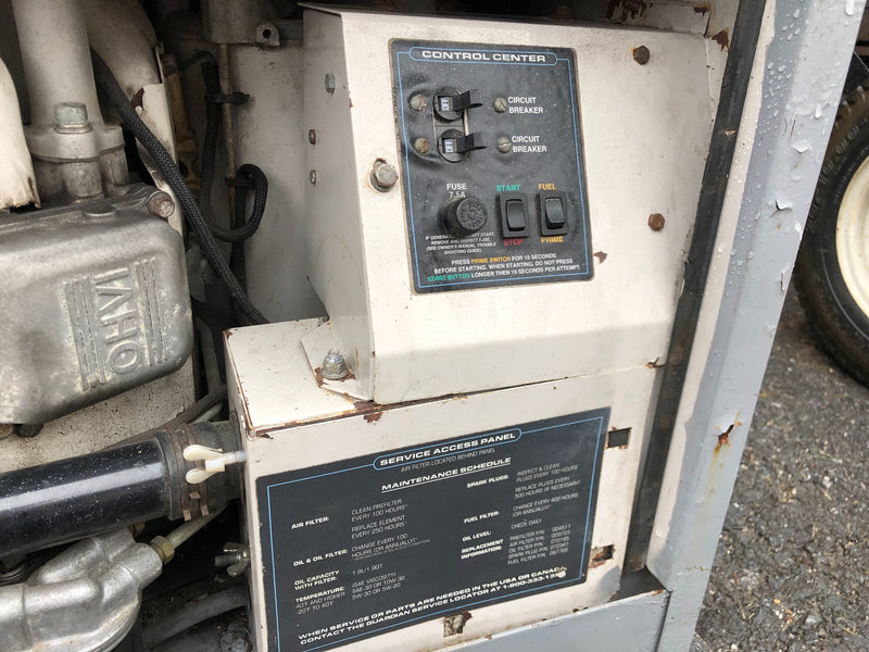 004704-0 Generac Quietpact 65G Gasoline RV Generator (Used, for Parts or Repair)