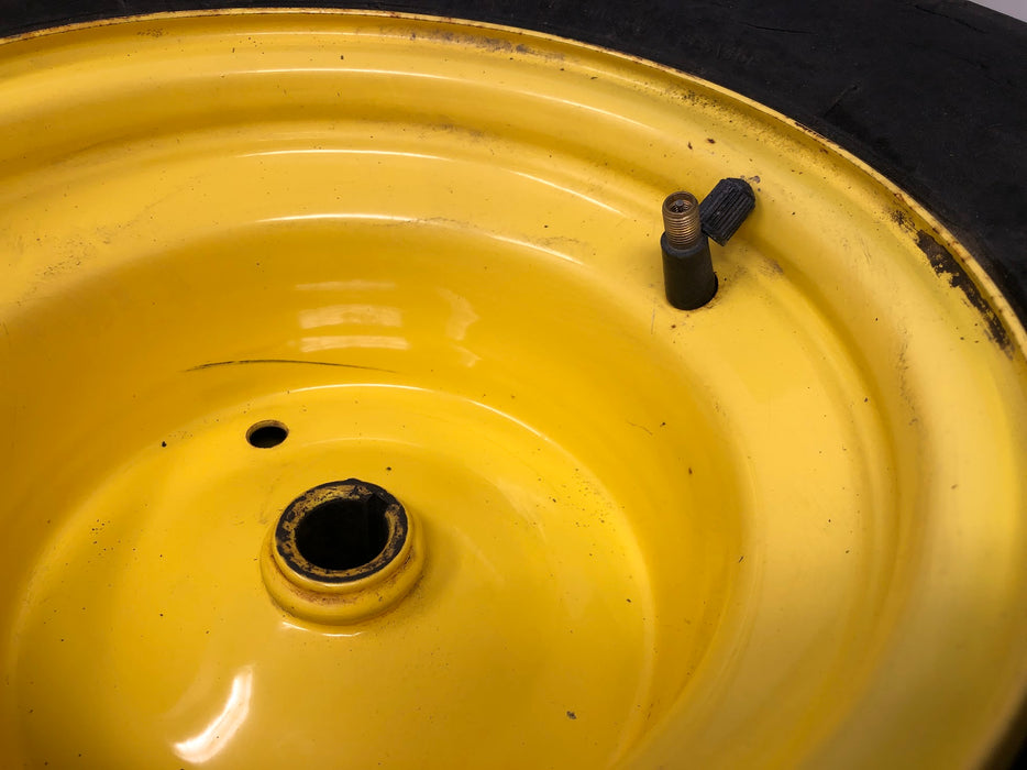 GY20637 John Deere Wheel & Tire Assembly 20X8-8.