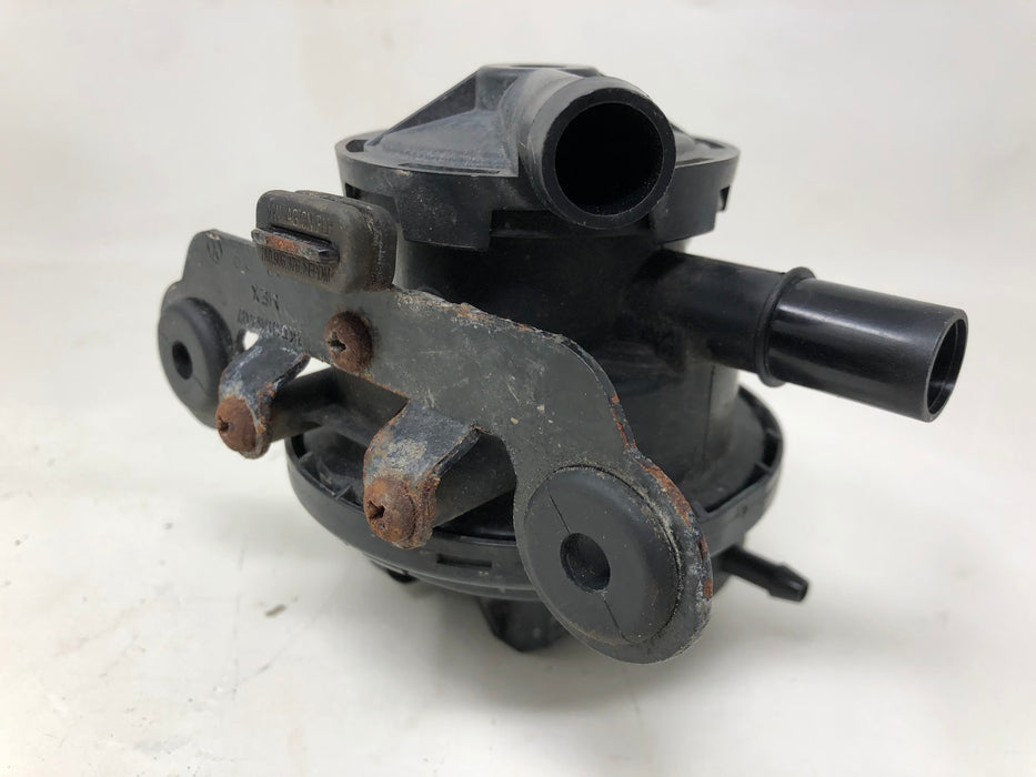 2010 VW EOS 2.0 TSI Parts Lot