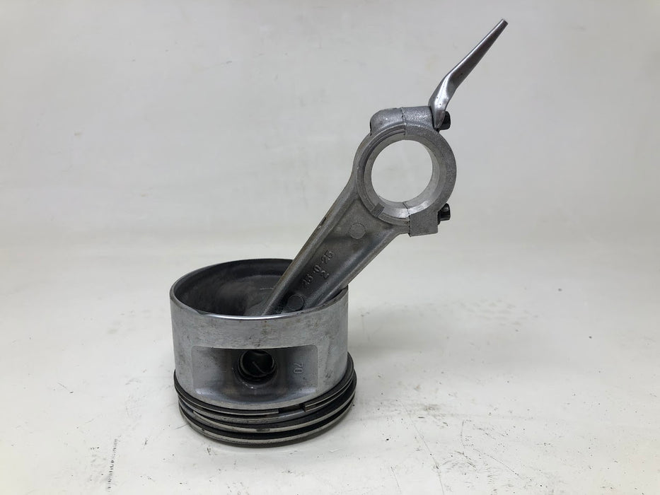 36070 Tecumseh Piston & Connecting Rod