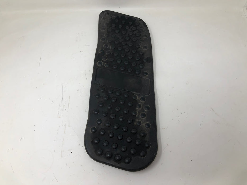 GX22452 John Deere RH & LH Footrest Mats