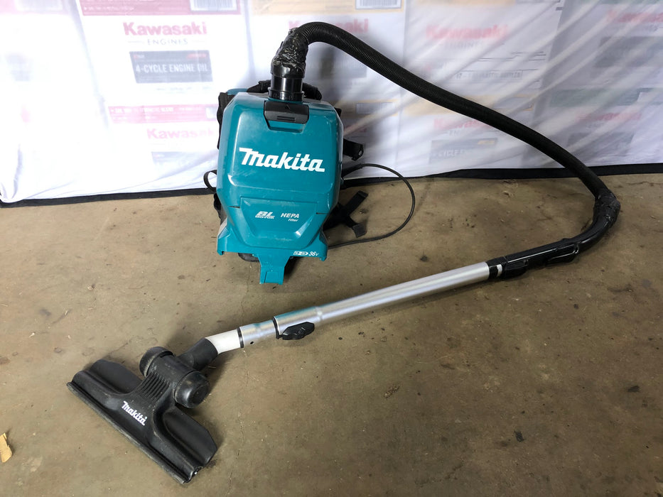 XCV09 Makita 36V Backpack Vacuum (Used)