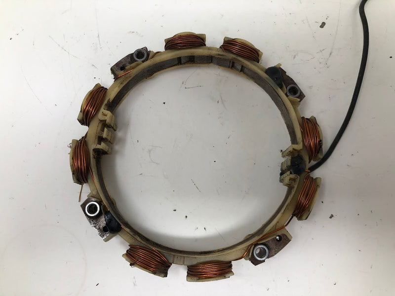 696457 Briggs & Stratton Tri-Circuit Alternator