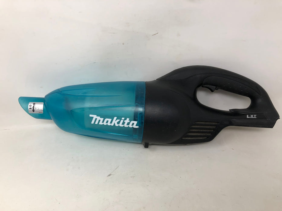 XLC02 Makita 18V Cordless Vacuum (Used)