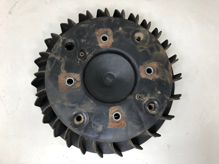 127-9200 Toro Cooling Fan & Rotating Screen